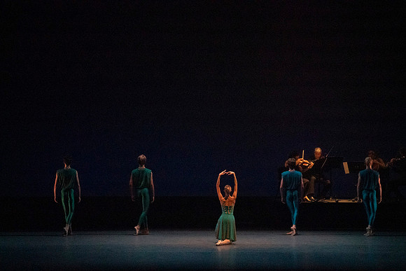 20240210_Winter_Mix_Paganini_in_Play_MCB_DSC1302
