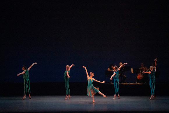 20240210_Winter_Mix_Paganini_in_Play_MCB_DSC1322