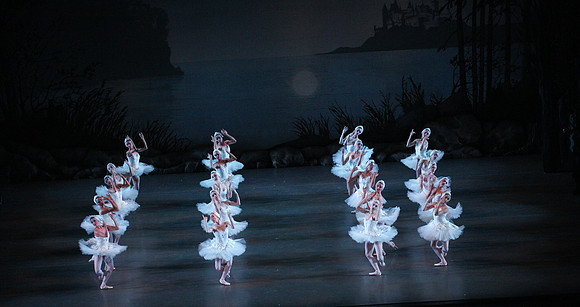 20151114_Swan_Lake_George_Balanchine_Kravis_IMG_6713