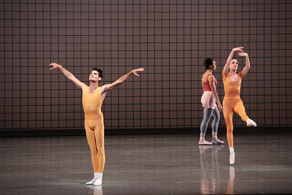 20170114_Glass_Pieces_Preformance_Saturday_Chase_Lauren_MCB_9C7C0051