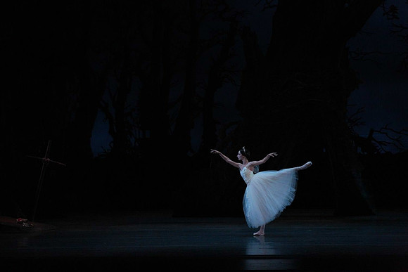 20161020_MCB_Giselle_Act2_DRNN_Arsht_9C7C0099