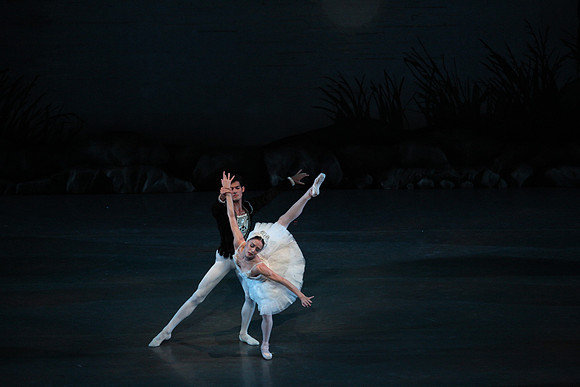20151114_Swan_Lake_George_Balanchine_Kravis_IMG_6835