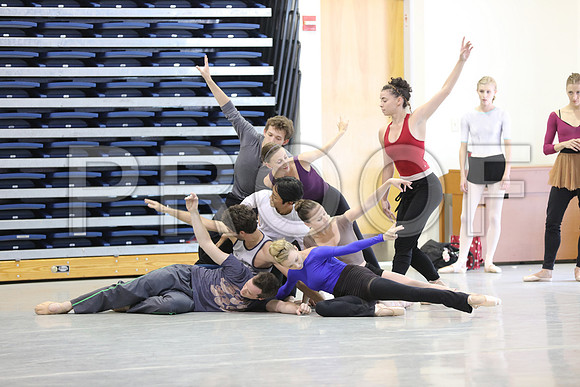 20150821_Year_of_The_Rabbit_Justin_Peck_Rehersal_075A3752