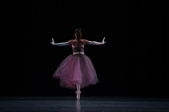 20180405_La Valse_Balanchine_Ravel__73A4186