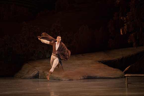 20161022_MCB_Giselle_Act1_2Cast_Tricia_Arsht_Arsht_73A5584