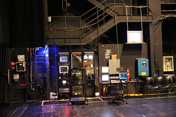 20150226_The_Pearl_Fisher_Backstage_Props_9C7C0320