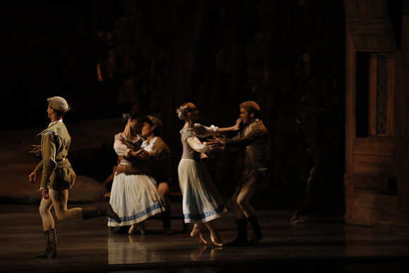 20161023_MCB_Giselle_Act1_3Cast_Jennifer_Laurent_Arsht__73A1362