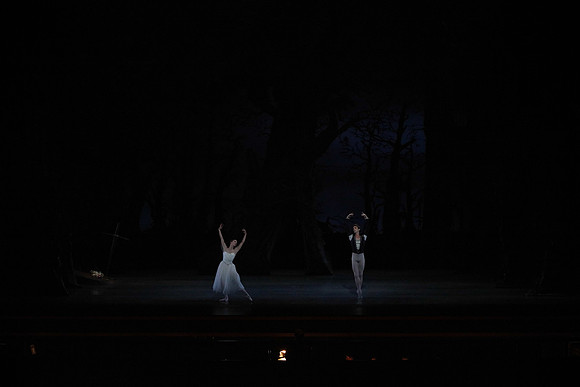 20161020_MCB_Giselle_Act1_DRSH_75A1033