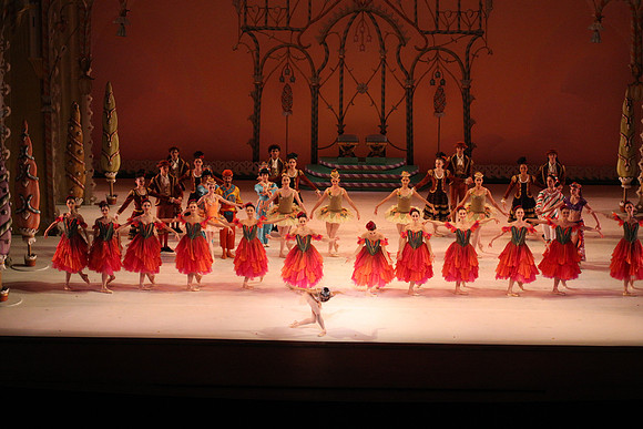 20141229_Nutcracker_WPB_Bows_CG3P4597