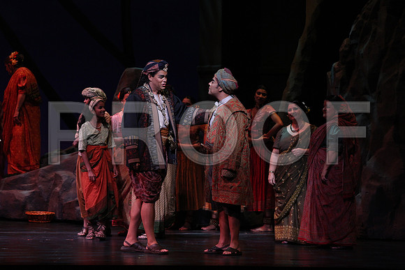 20150226_The_Pearl_Fisher_Act_29C7C0704