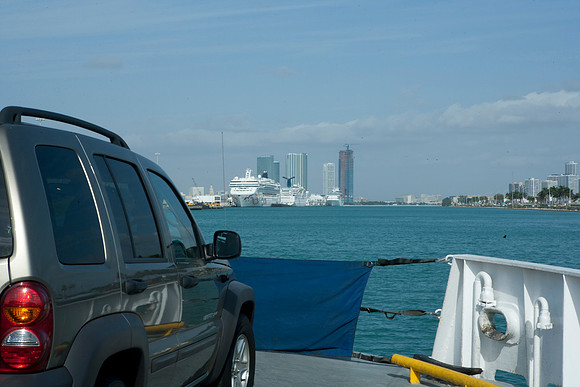 84675_Fisher_Island_Ferry_Miami_FL_ZV4N_6633