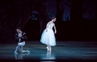 20161022_MCB_Giselle_Act2_2Cast_Tricia_Arsht_73A0019