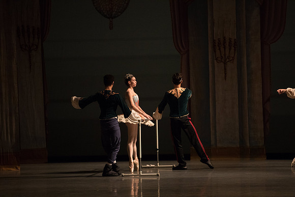 20180207_Theme_and_Variations_Backstage_73A0119