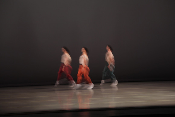 20170113_Glass_Motion_Blur_Samantha_PR_9C7C2233
