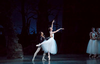 20161022_MCB_Giselle_Act2_2Cast_Tricia_Arsht_73A0006