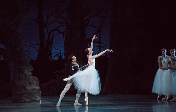 20161022_MCB_Giselle_Act2_2Cast_Tricia_Arsht_73A0006