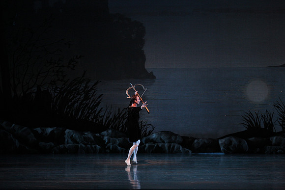 20151022_MCB_Swan_Lake_DR_Arsht_IMG_7656