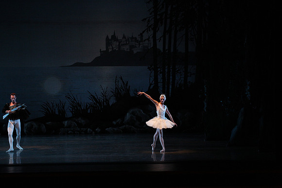 20151022_MCB_Swan_Lake_DR_Arsht_IMG_7686