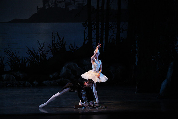 20151022_MCB_Swan_Lake_DR_Arsht_IMG_7695