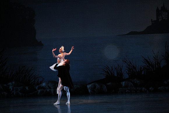 20151022_MCB_Swan_Lake_DR_Arsht_IMG_7732