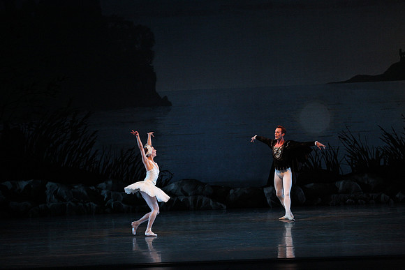 20151022_MCB_Swan_Lake_DR_Arsht_IMG_7735