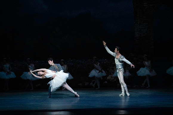 20240417_Swan_Lake_Act 4_2_Cast_DSC3060.ARW