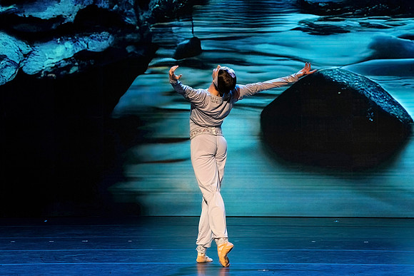 20241026_untitled20241026_Pas de deux from La bayadere__DSC2110
