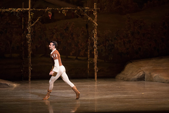 20161022_MCB_Giselle_Act1_2Cast_Tricia_Arsht_Arsht_73A5627