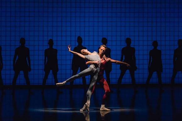 20170113_Glass_pieces_Facades_Simone_PR_MCB_Arsht__73A0394