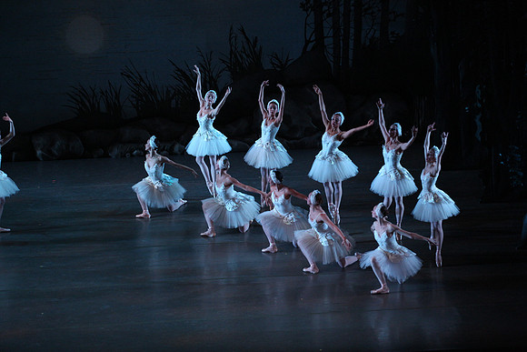 20151114_Swan_Lake_George_Balanchine_Kravis_IMG_6620