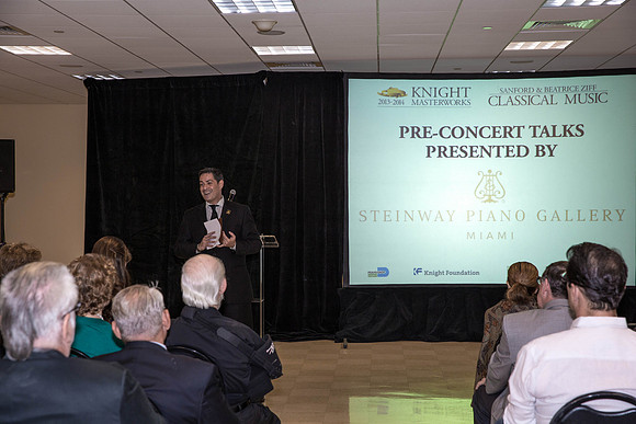 20140228_Detrot_Symphony_Orchestra_20149C7C1602