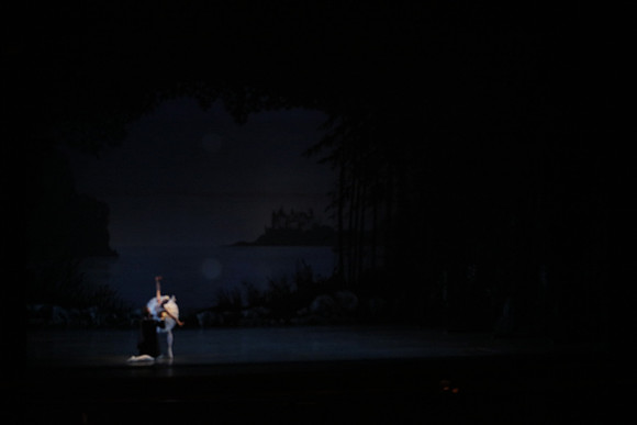 20151023_MCB_Swan_Lake_Prefomance_Arsht__75A2409