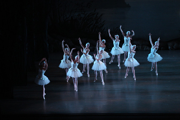 20151114_Swan_Lake_George_Balanchine_Kravis_IMG_6632