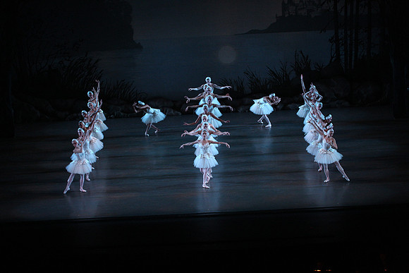 20151114_Swan_Lake_George_Balanchine_Kravis_IMG_6656