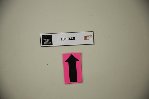 20151025_MCB_Back_Stage_2Cast_Arsht_IMG_7505