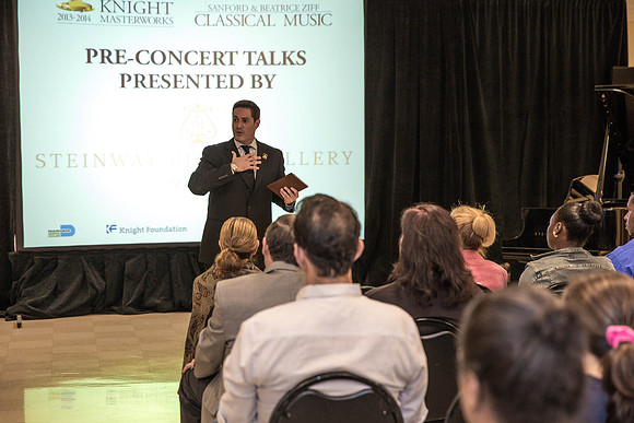 20140228_Detrot_Symphony_Orchestra_20149C7C1609