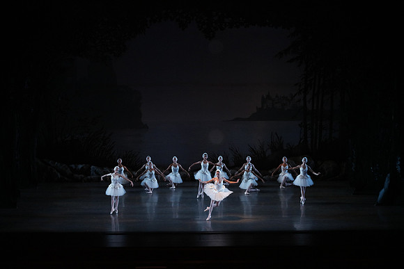 20151022_MCB_Swan_Lake_DR_Arsht__75A8201