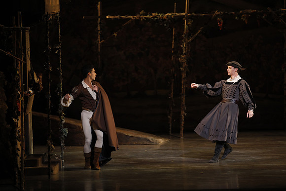 20161023_MCB_Giselle_Act1_3Cast_Jennifer_Laurent_Arsht__73A1417