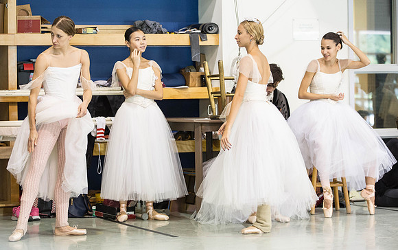 20161013_MCB_Giselle_Act1_Rehersal_Studio9C7C0011