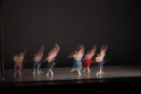 20170113_Glass_Motion_Blur_Samantha_PR_9C7C2340