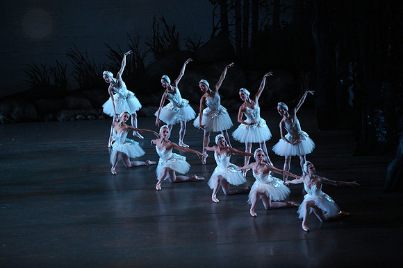 20151114_Swan_Lake_George_Balanchine_Kravis_IMG_6627