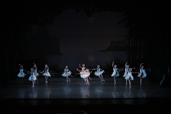 20151022_MCB_Swan_Lake_DR_Arsht__75A8108