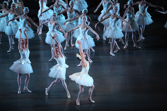 20151114_Swan_Lake_George_Balanchine_Kravis_IMG_6551