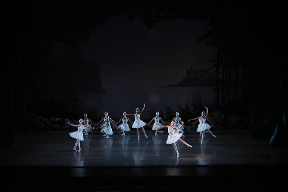 20151022_MCB_Swan_Lake_DR_Arsht__75A8186
