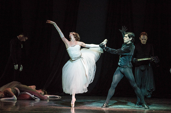 20180405_La Valse_Balanchine_Ravel__73A5287