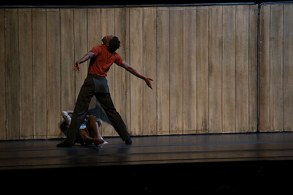 20170223_Alvin_Ailey_Walking_Mad_PR_Closeup_G3P1490