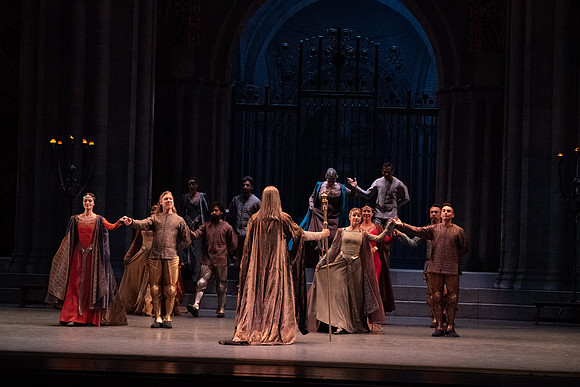 Swan_Lake_Act 3_DR 1 Cast5584