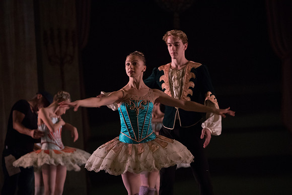 20180207_Theme_and_Variations_Backstage_73A0270