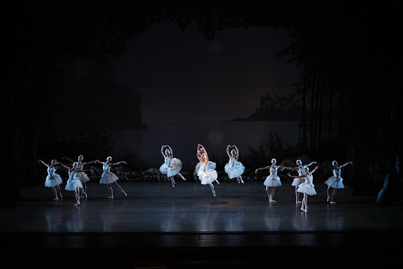 20151022_MCB_Swan_Lake_DR_Arsht__75A8122