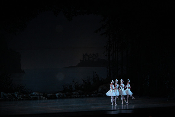 20151025_MCB_Swan_Lake_2Cast_Arsht_IMG_0070